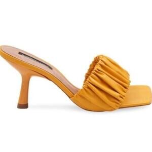 BCBGMaxAzria NWOB Dallas Scrunched Leather Sandal Heels In Tuscany Yellow Size 8